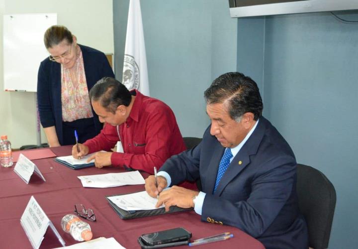 CEDSPI y Colegio de Notarios de Hidalgo firman convenio