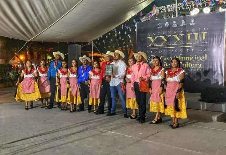 Reconocieron a danzantes 