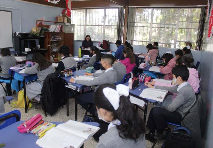 IHE abre convocatoria para becas de educación básica