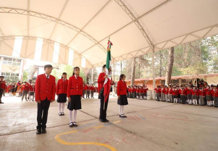 IHE abre convocatoria para becas de educación básica