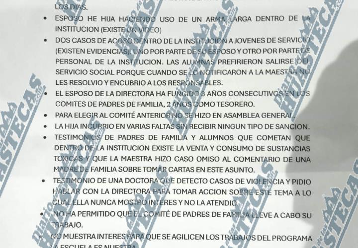 Exigen la destitución de directora de secundaria