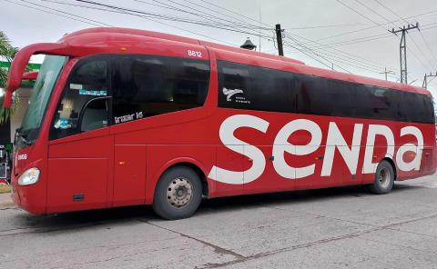 CAMIONETA IMPACTÓ A AUTOBÚS