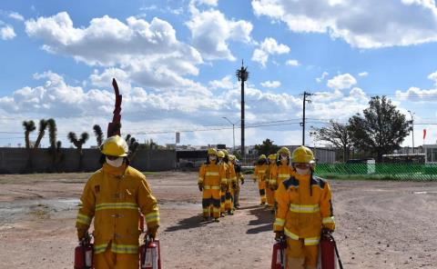 Fortifican formación sobre protección civil
