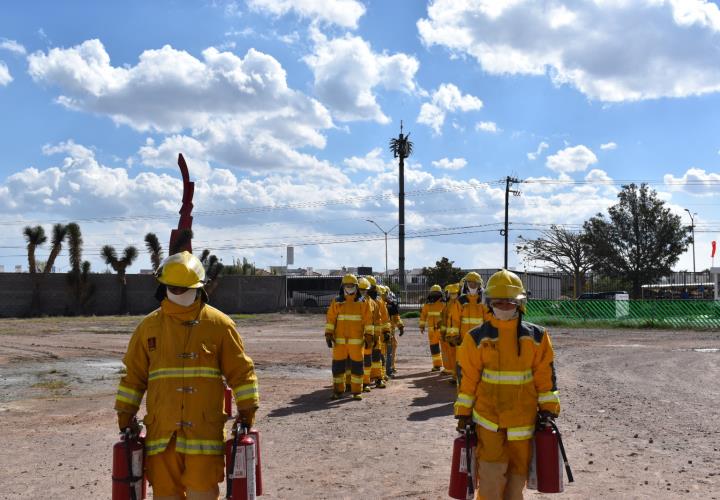 Fortifican formación sobre protección civil