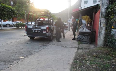 Mujer auxiliada tras convulsionar