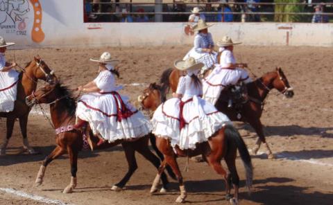 Posponen charreada por las inclemencias 
