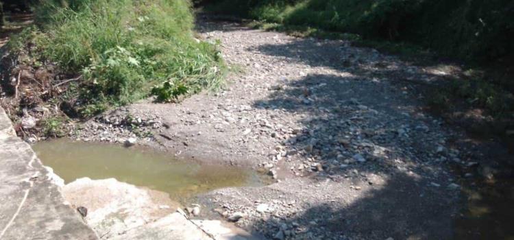 ´Insoportable´ olor por aguas negras