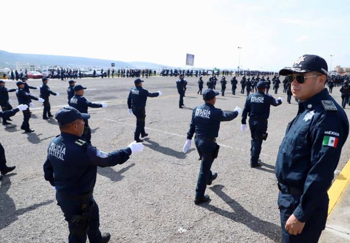 Realizan pase de revista a personal de la SSPH que participará en desfile  