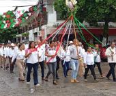 Edil presente en el desfile