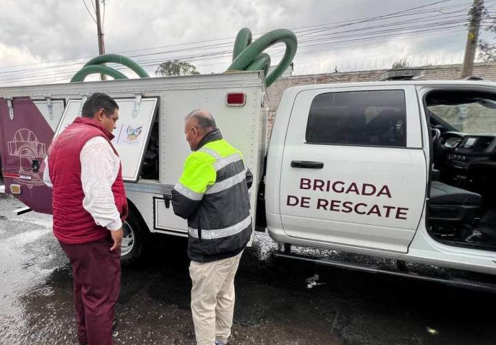 Como medida preventiva, SIPDUS envía maquinaria a la región Tula