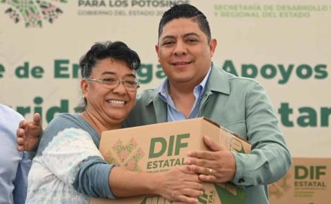 Rescate nutricional a familias potosinas
