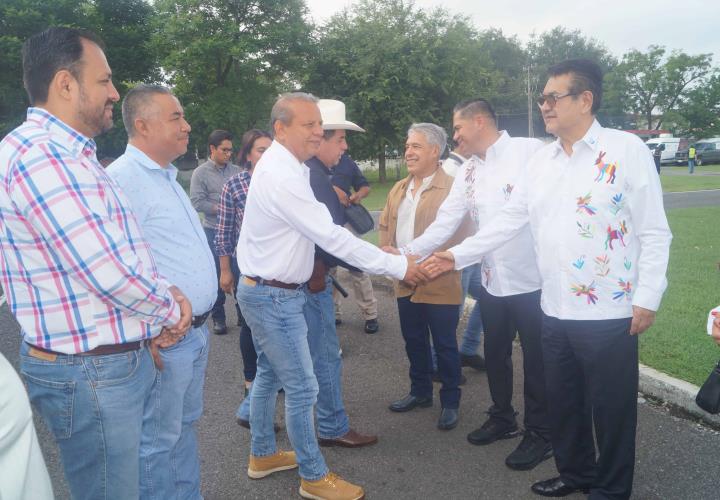 Secretario de Gobierno presenta a nuevo subsecretario en la Huasteca