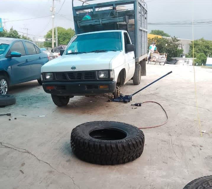 Robaron camioneta en San Felipe Orizatlán